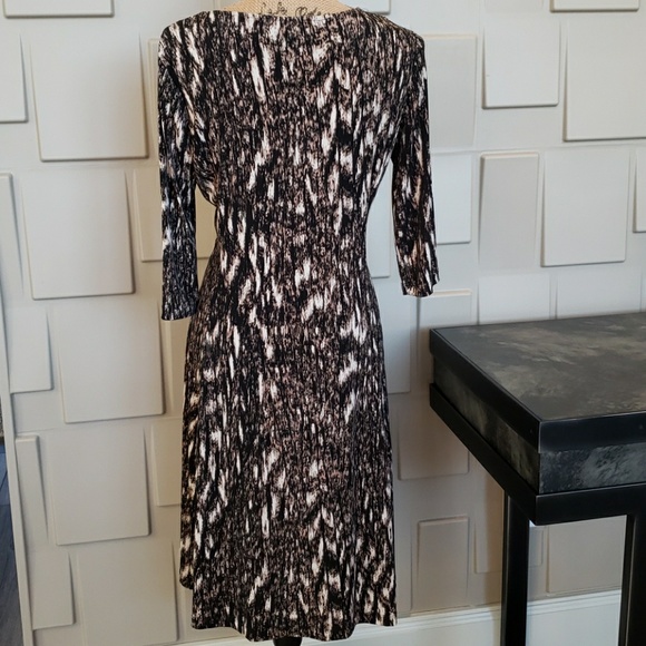 Nina Leonard dress black tan animal print 3/4 sleeve V neck Size Small - Picture 5 of 5